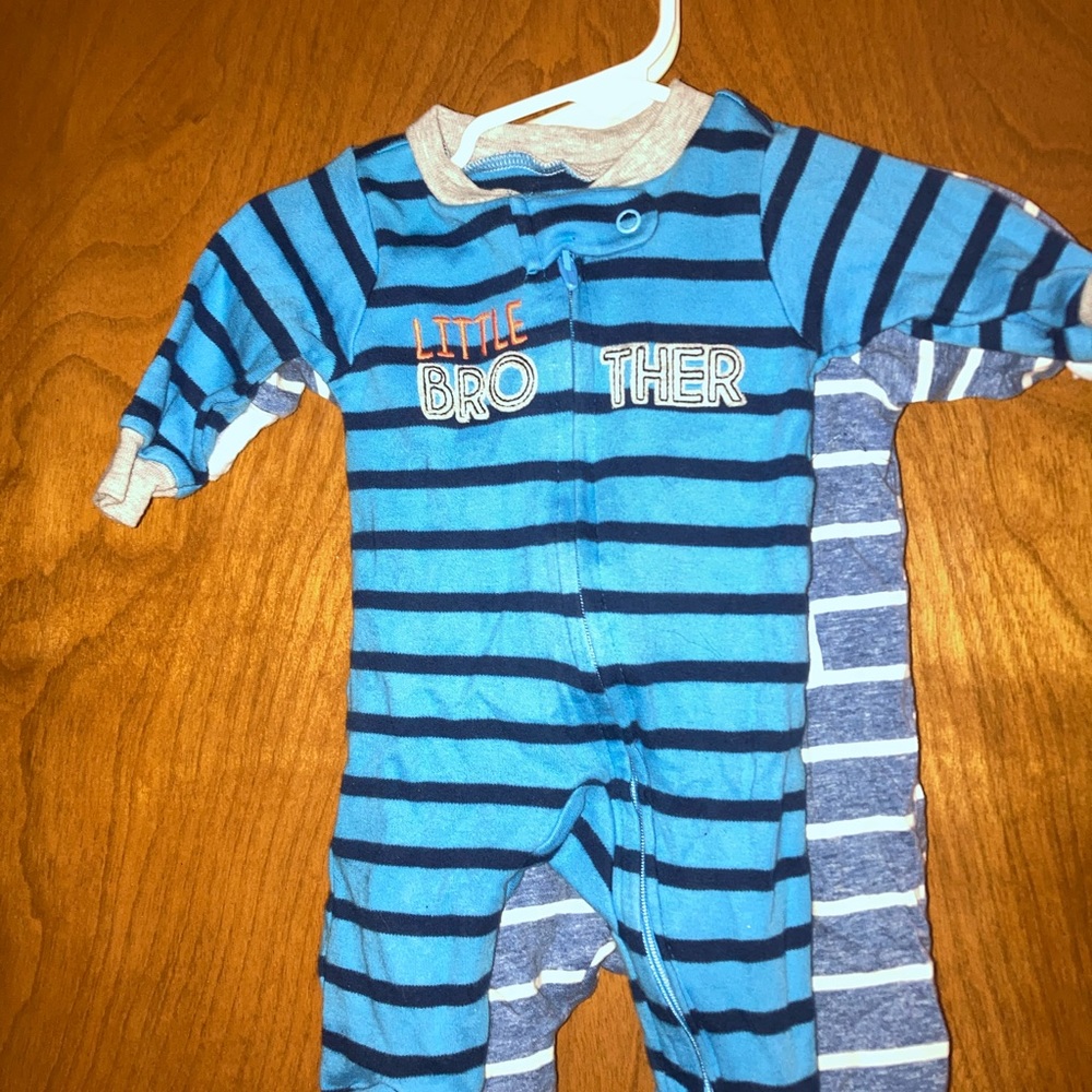 Baby clothes